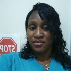 Meet your Posher, Lyndia